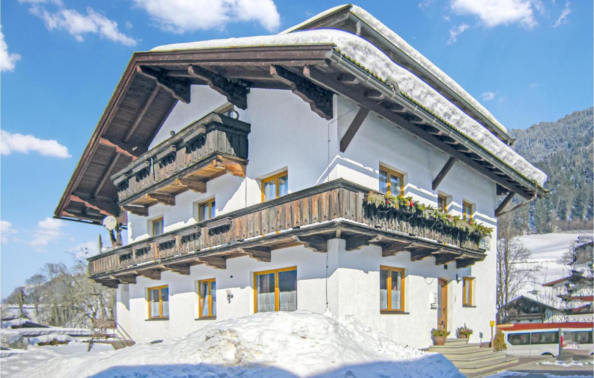 Groessere Ferienwohnung Иттер Екстериор снимка
