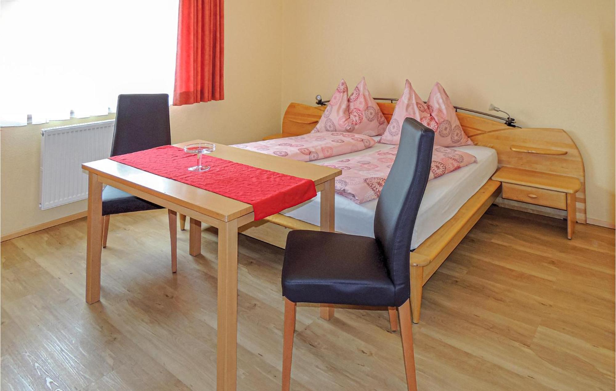 Groessere Ferienwohnung Иттер Екстериор снимка